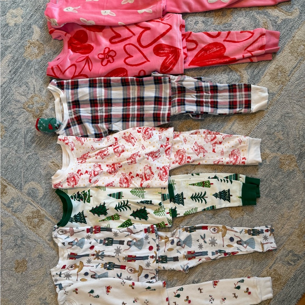 Toddler Girls Pajama Bundle (2T–3T) – Holiday + Everyday – Lot Only